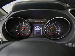 2014款2.4L 汽油 四驱领航版 仪表