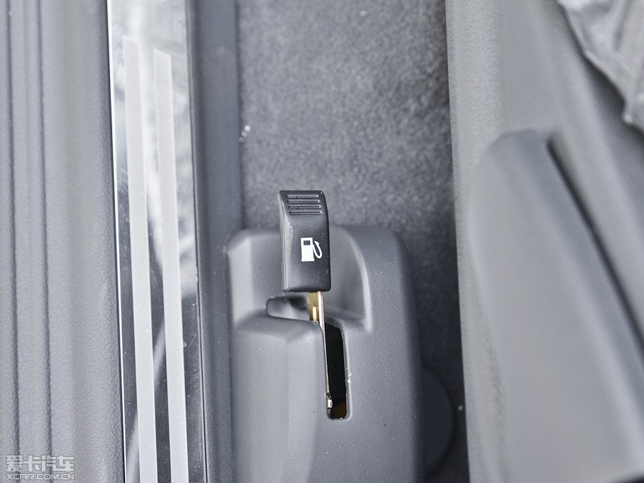 2013LE5 Wް 2.4L Iʹp