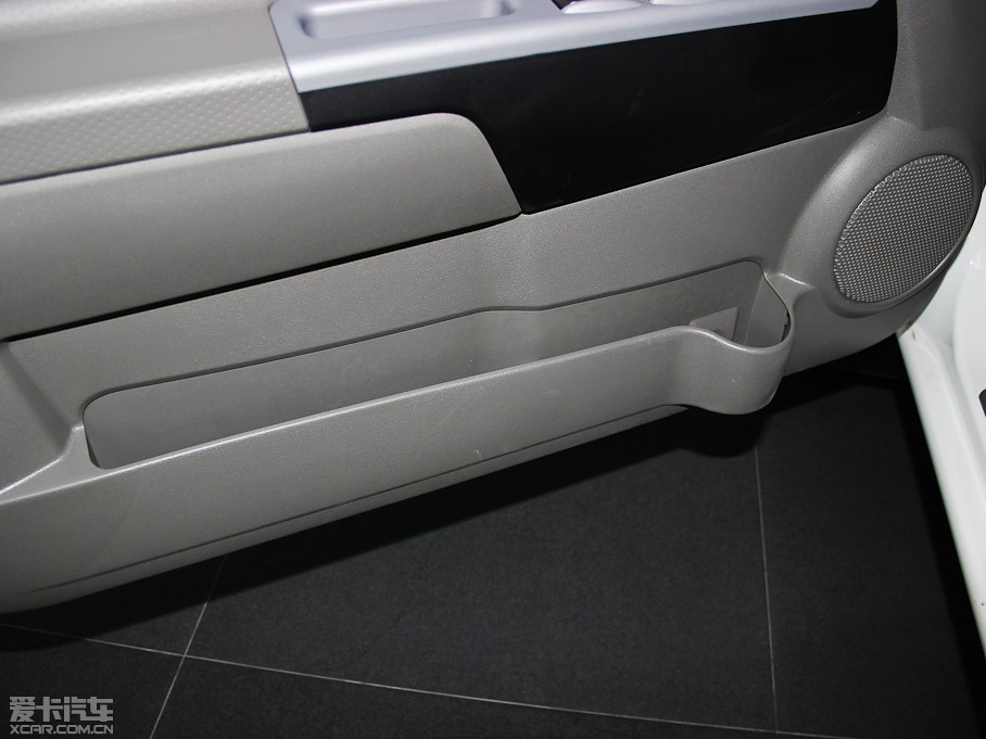 2013L(fng)E5 Wް 2.4L (q)Ӣʹp