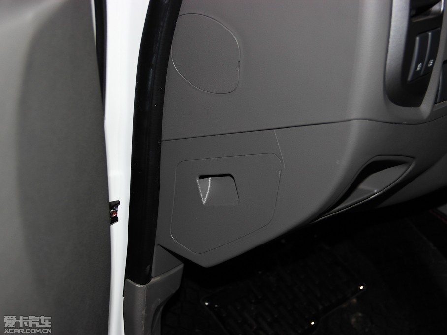 2013L(fng)E5 Wް 2.4L (q)Ӣʹp