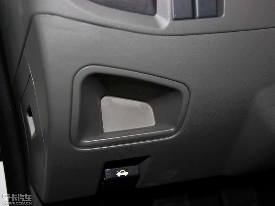 2013LE5 Wް 2.4L 򌾫Ӣʹp