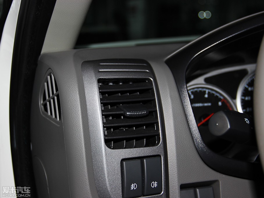 2013L(fng)E5 Wް 2.4L (q)Ӣʹp