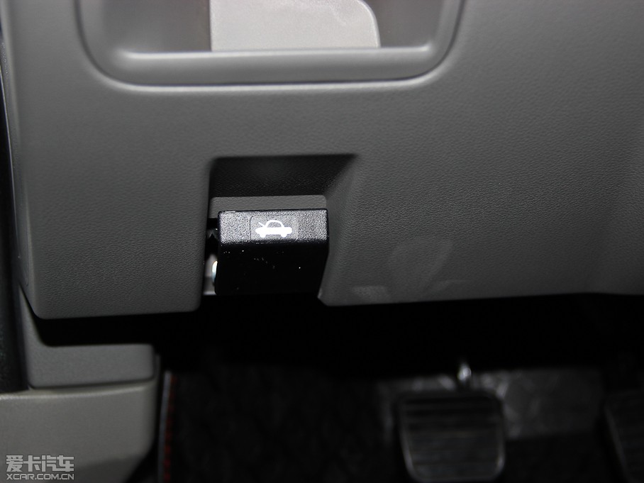 2013LE5 Wް 2.4L 򌾫Ӣʹp