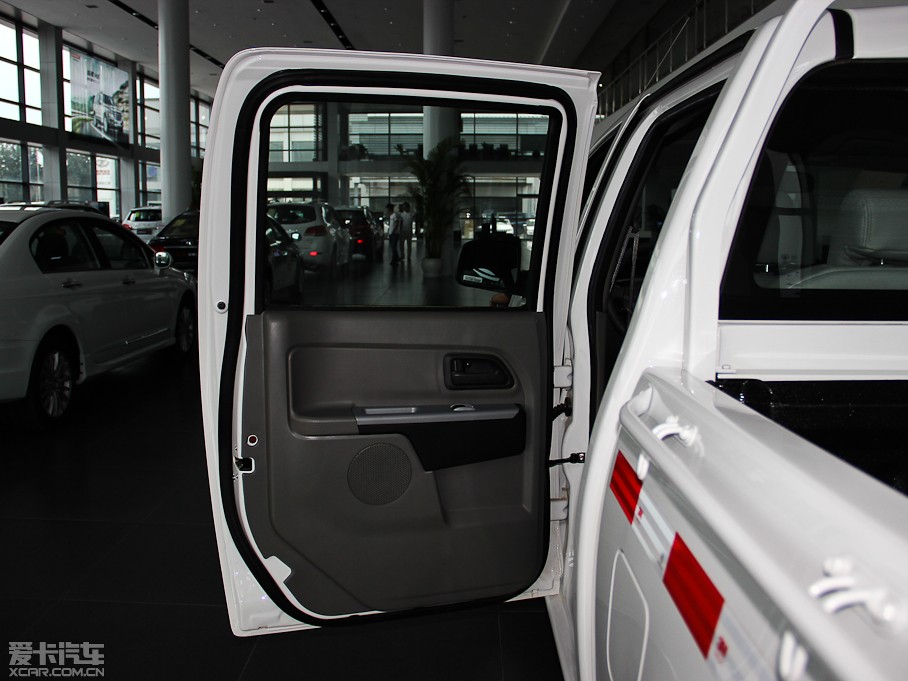 2013LE5 Wް 2.4L 򌾫Ӣʹp