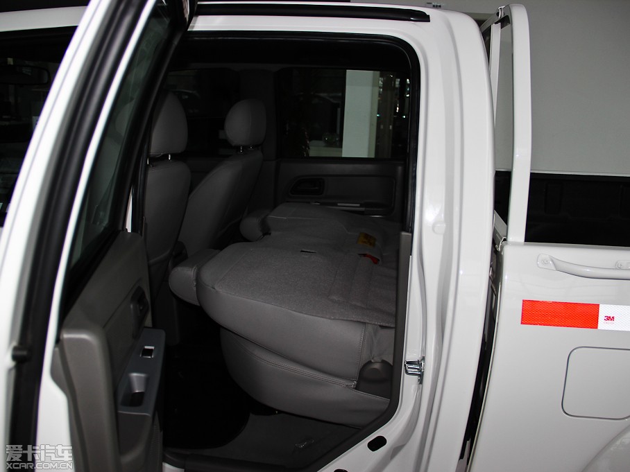 2013L(fng)E5 Wް 2.4L (q)Ӣʹp