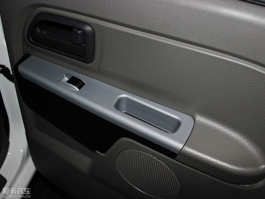 2013L(fng)E5 Wް 2.4L (q)Ӣʹp