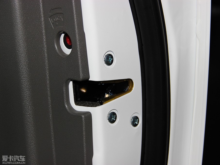 2013LE5 Wް 2.4L 򌾫Ӣʹp