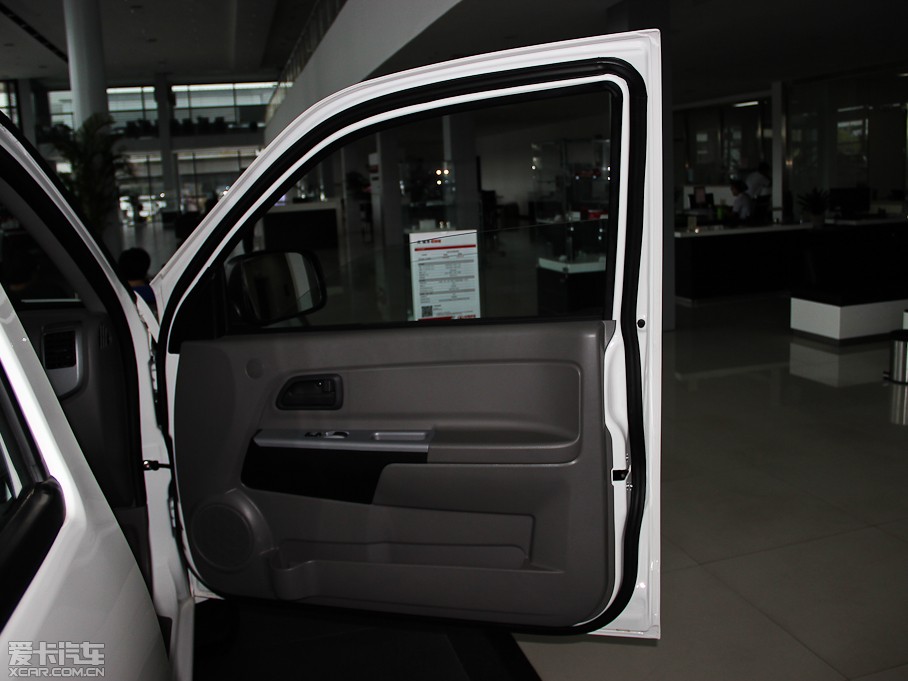 2013LE5 Wް 2.4L 򌾫Ӣʹp