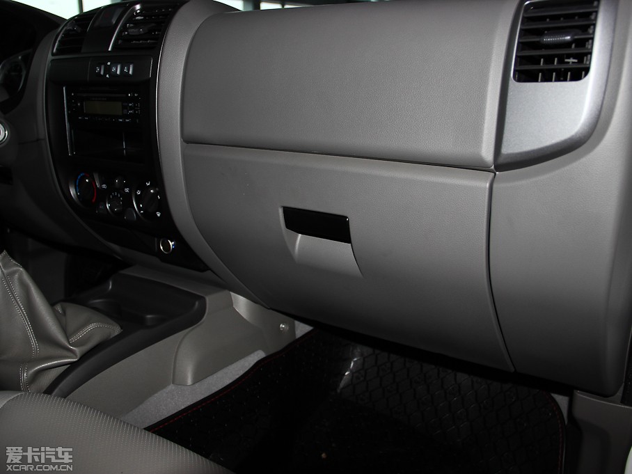 2013L(fng)E5 Wް 2.4L (q)Ӣʹp