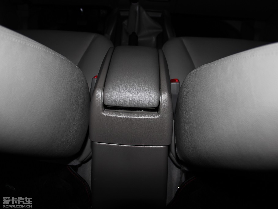 2013LE5 Wް 2.4L 򌾫Ӣʹp