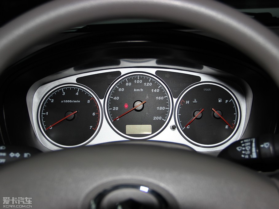 2013L(fng)E5 Wް 2.4L (q)Ӣʹp