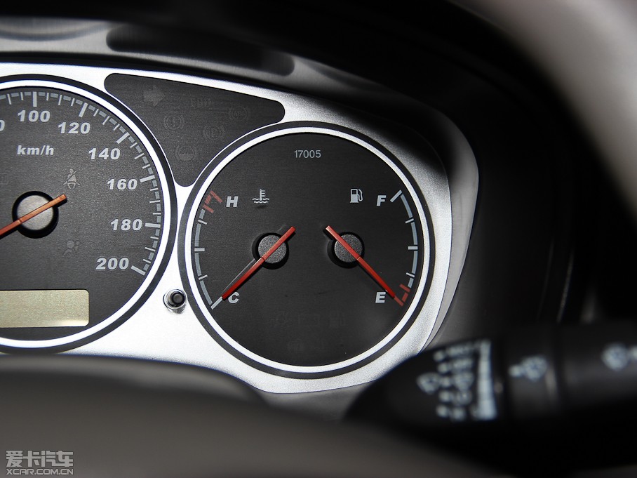 2013L(fng)E5 Wް 2.4L (q)Ӣʹp