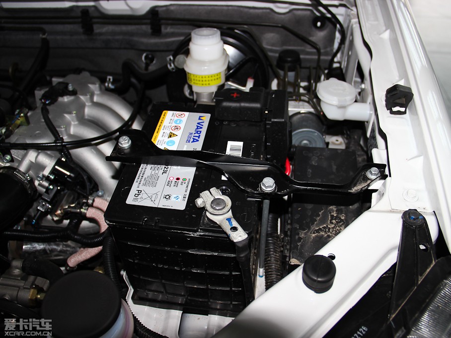 2013L(fng)E5 Wް 2.4L (q)Ӣʹp