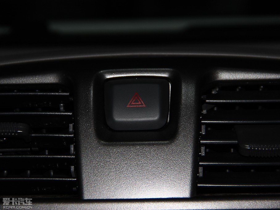 2013LE5 Wް 2.4L 򌾫Ӣʹp