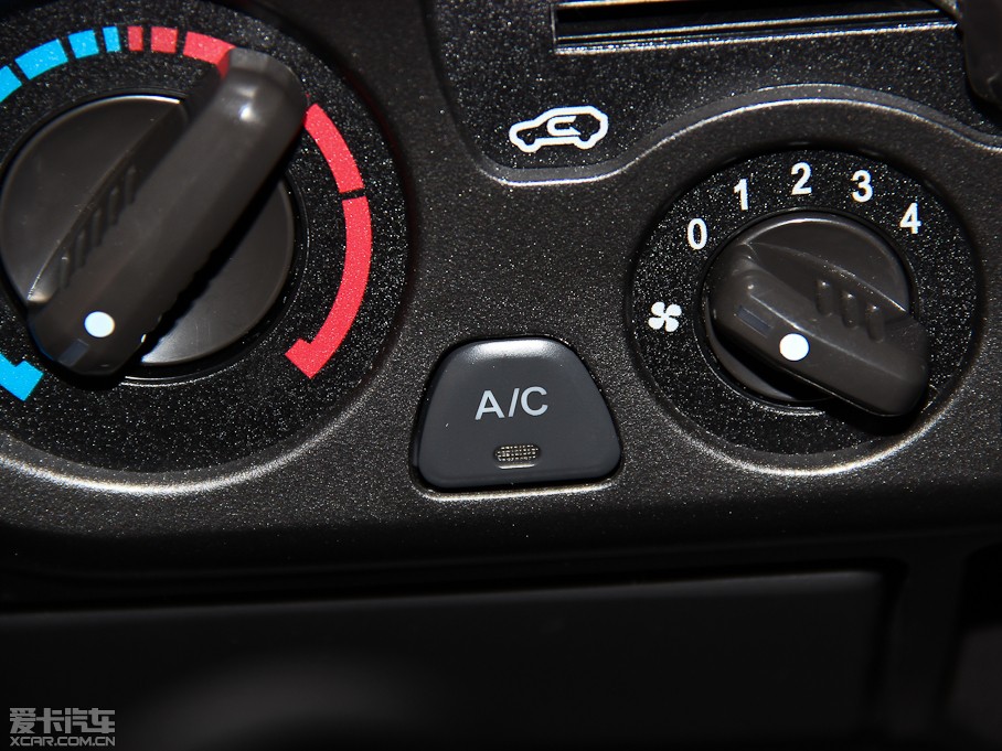 2013LE5 Wް 2.4L 򌾫Ӣʹp