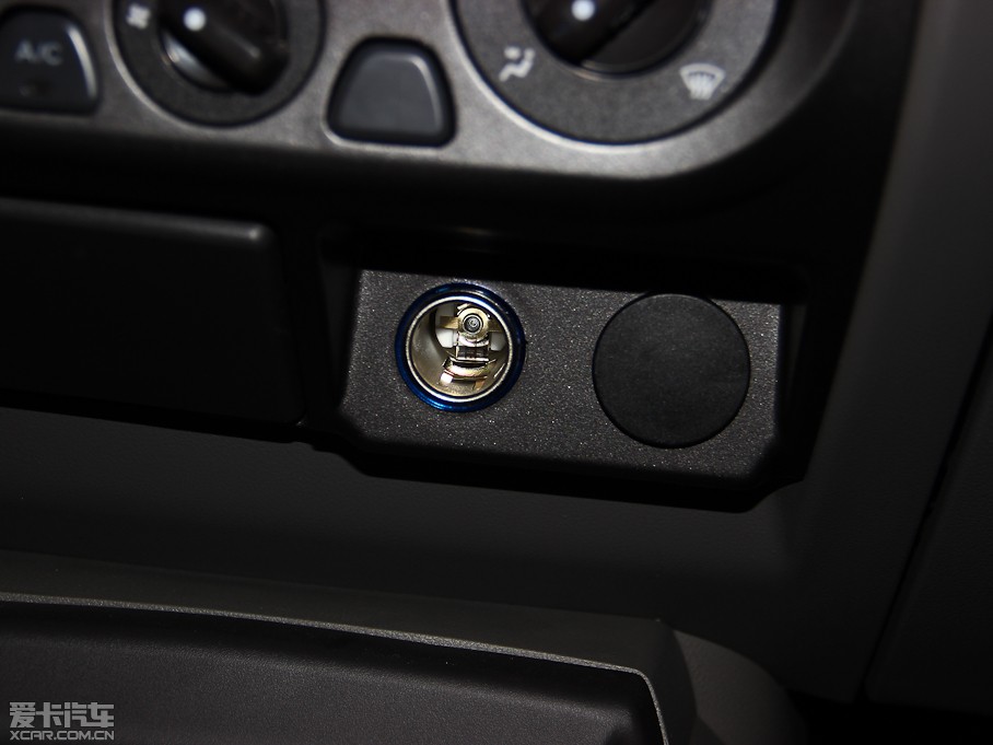 2013L(fng)E5 Wް 2.4L (q)Ӣʹp