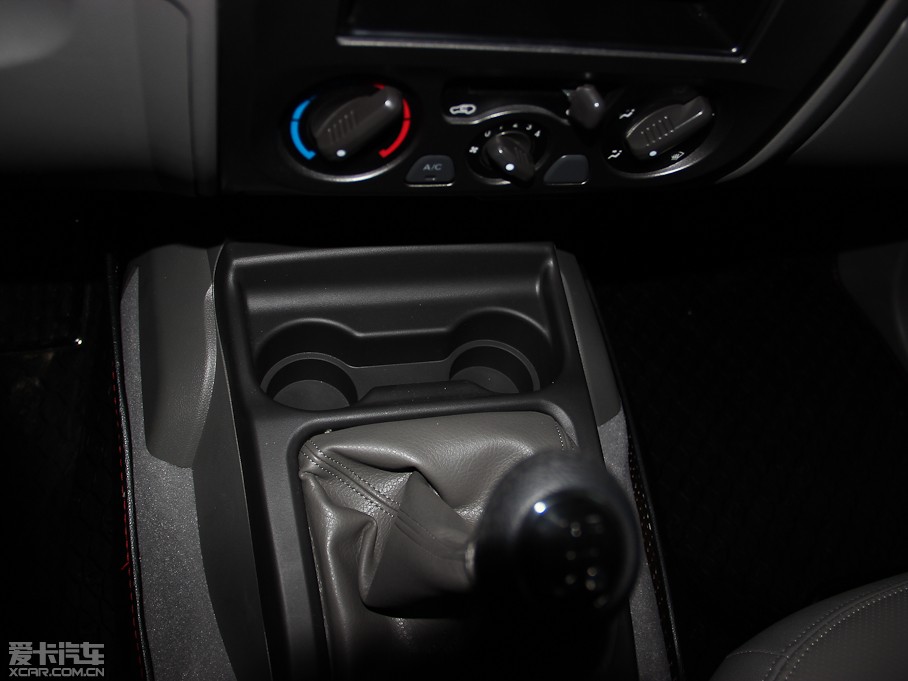 2013L(fng)E5 Wް 2.4L (q)Ӣʹp