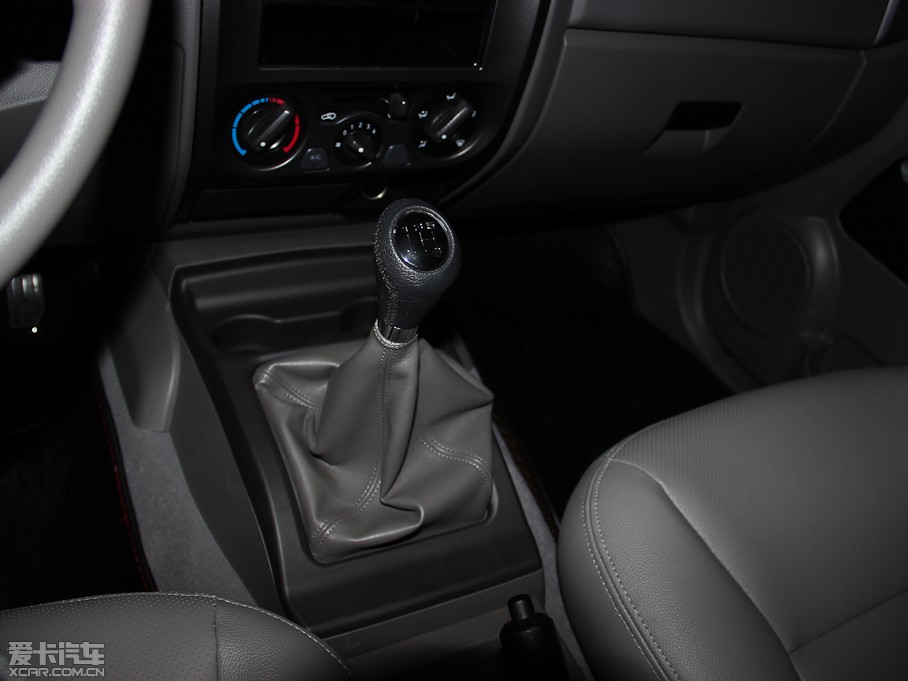 2013L(fng)E5 Wް 2.4L (q)Ӣʹp