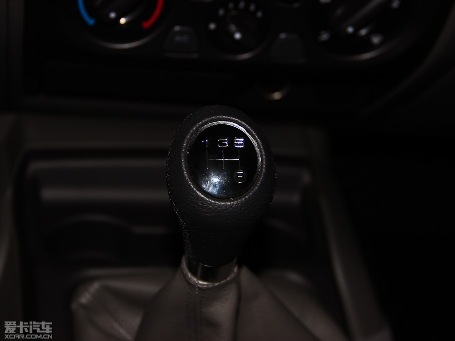 2013LE5 Wް 2.4L 򌾫Ӣʹp