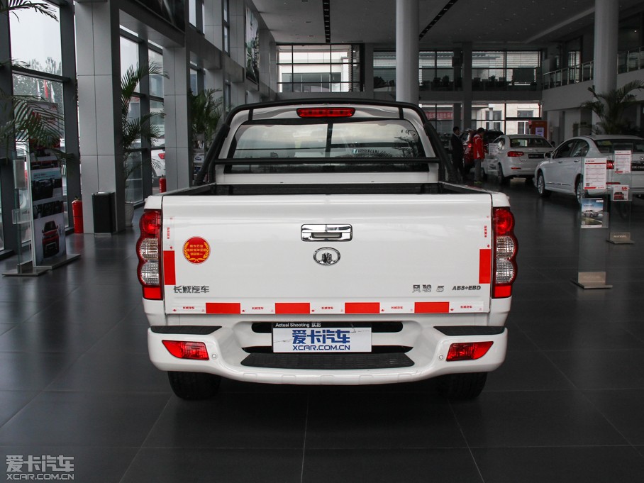 2013LE5 Wް 2.0T 򌾫Ӣʹp