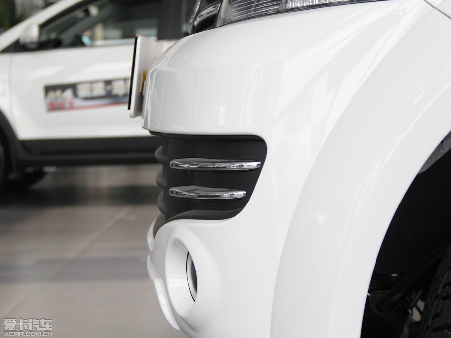 2013L(fng)E5 Wް 2.0T (q)Ӣʹp