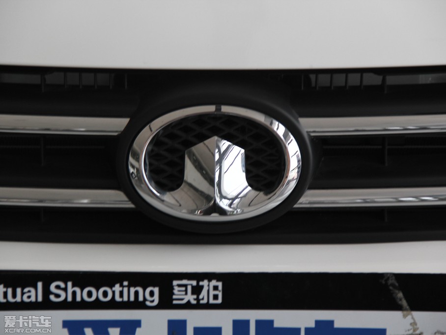 2013L(fng)E5 Wް 2.0T (q)Ӣʹp