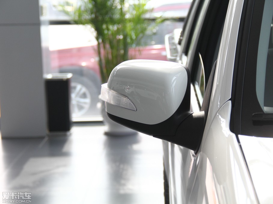 2013LE5 Wް 2.0T 򌾫Ӣʹp