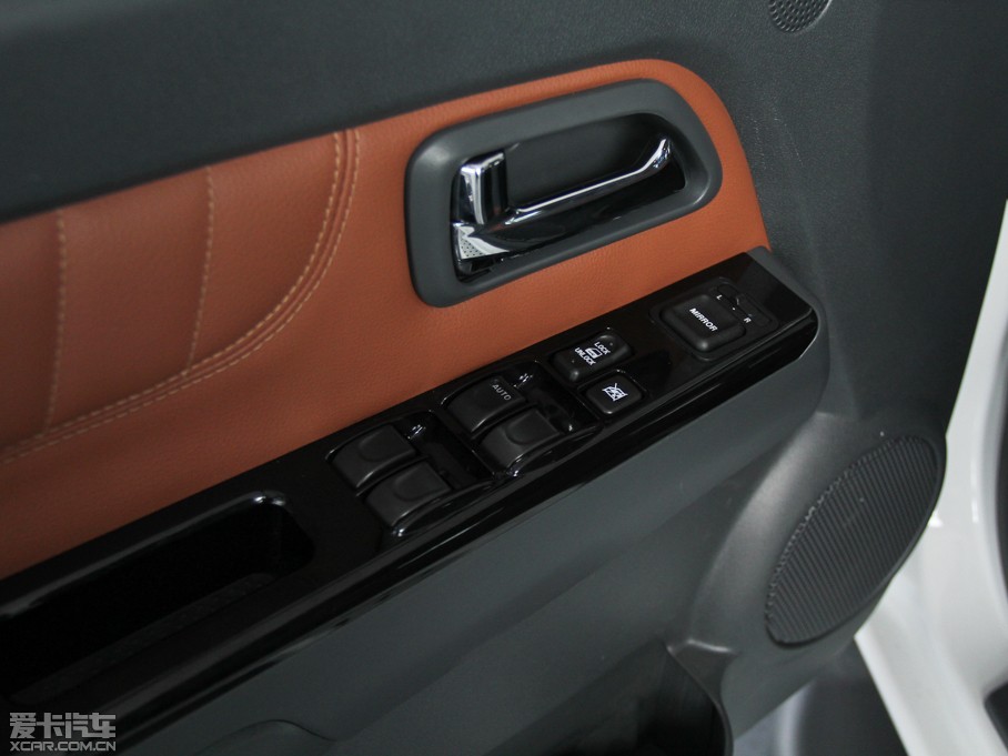 2013LE5 Wް 2.0T (q)Ӣʹp