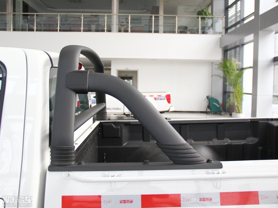 2013LE5 Wް 2.0T 򌾫Ӣʹp