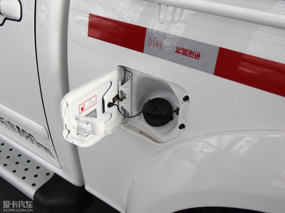 2013LE5 Wް 2.0T 򌾫Ӣʹp