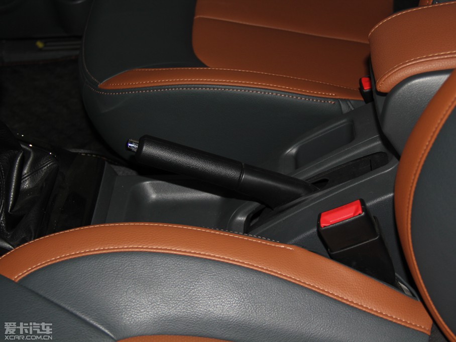 2013LE5 Wް 2.0T 򌾫Ӣʹp