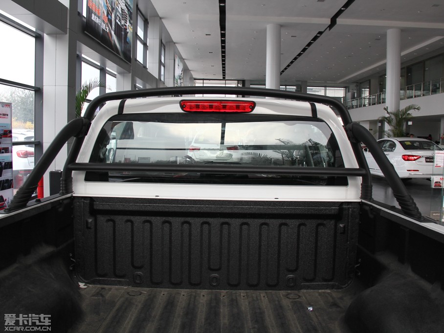 2013LE5 Wް 2.0T (q)Ӣʹp