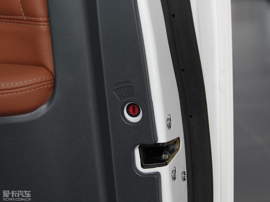 2013LE5 Wް 2.0T 򌾫Ӣʹp