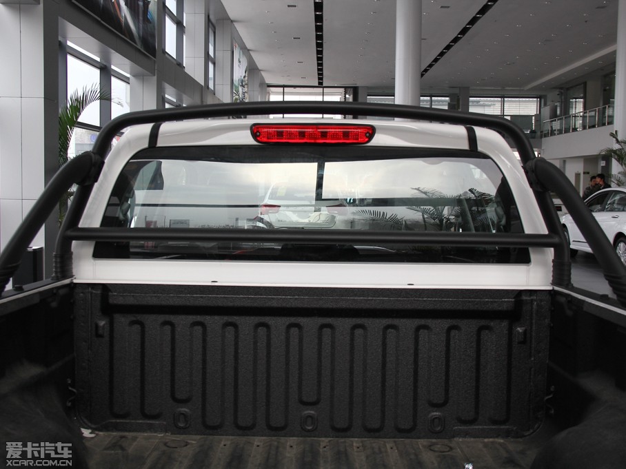 2013LE5 Wް 2.0T 򌾫Ӣʹp