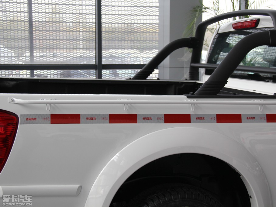 2013LE5 Wް 2.0T 򌾫Ӣʹp