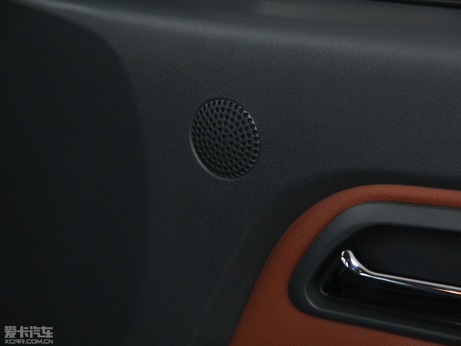 2013L(fng)E5 Wް 2.0T (q)Ӣʹp