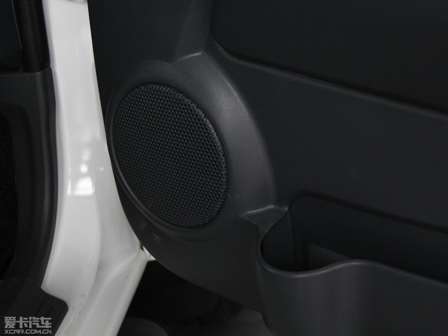 2013L(fng)E5 Wް 2.0T (q)Ӣʹp