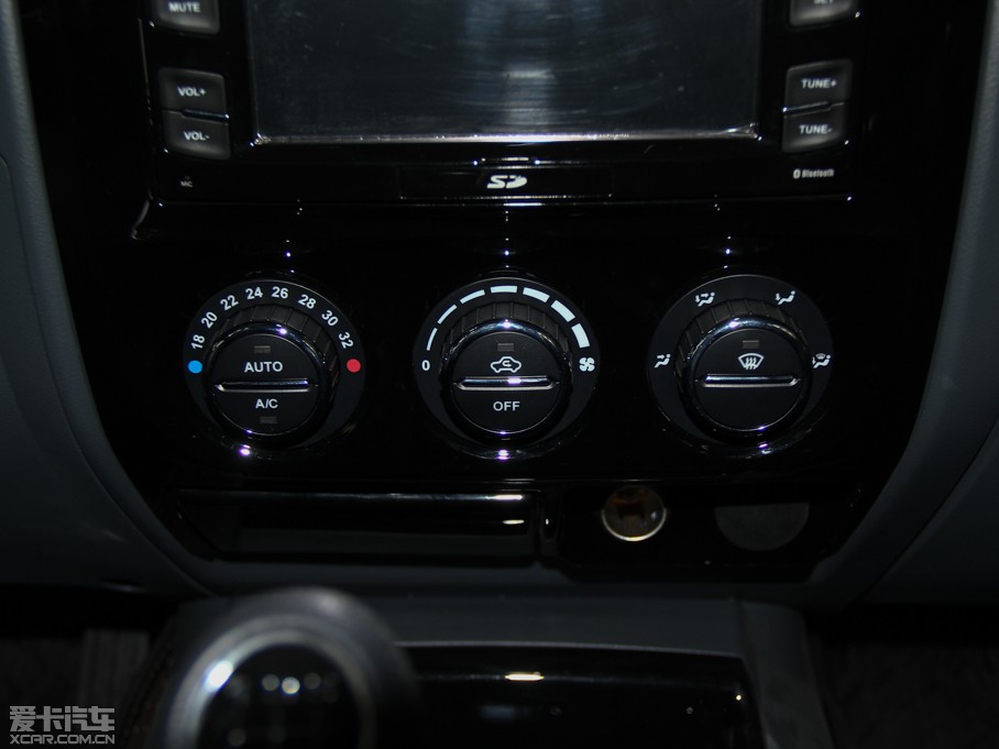 2013LE5 Wް 2.0T 򌾫Ӣʹp