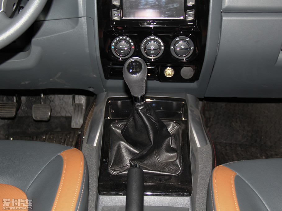 2013L(fng)E5 Wް 2.0T (q)Ӣʹp