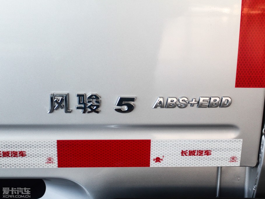 2013LE5 Wް 2.8T 򌾫Ӣʹp