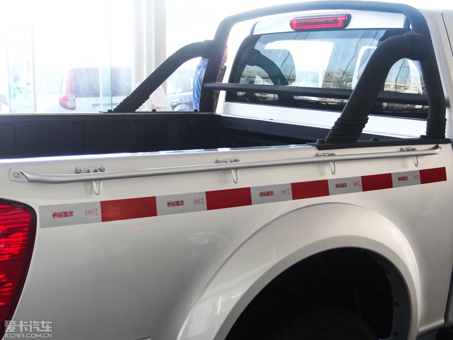 2013L(fng)E5 Wް 2.8T (q)Ӣʹp