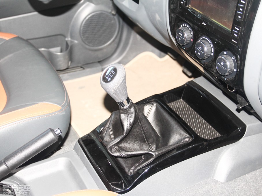 2013LE5 Wް 2.8T 򌾫Ӣʹp