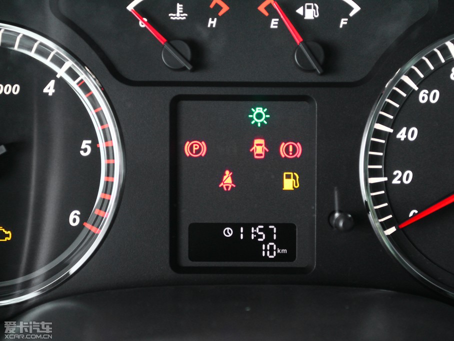 2013LE5 Wް 2.8T 򌾫Ӣʹp