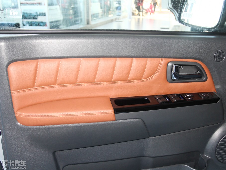 2013LE5 Wް 2.8T 򌾫Ӣʹp