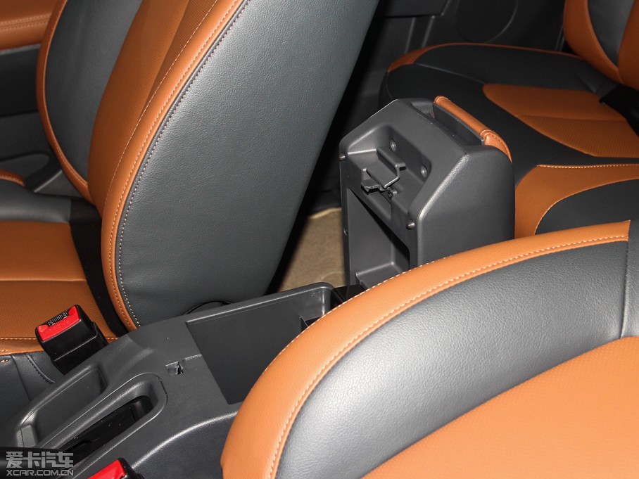 2013LE5 Wް 2.8T 򌾫Ӣʹp