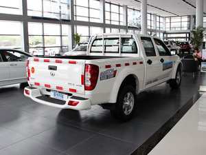 2013Wް 2.4L 򌾫Ӣʹp w^