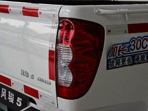 2013Wް 2.4L 򌾫Ӣʹp ^