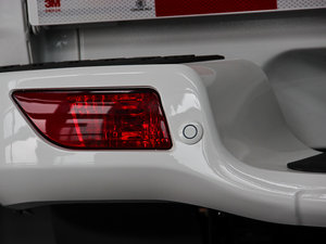 2013Wް 2.4L 򌾫Ӣʹp ^