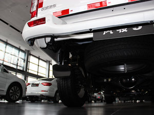 2013Wް 2.4L 򌾫Ӣʹp ^