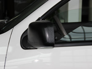 2013Wް 2.4L 򌾫Ӣʹp ^